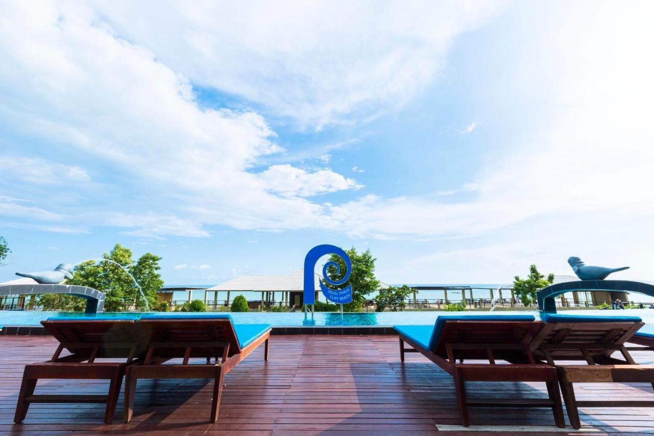 Royal Phala Cliff Beach Resort Ban Chang  Buitenkant foto