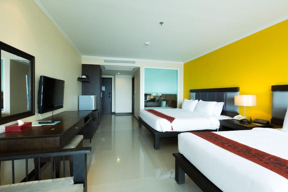 Royal Phala Cliff Beach Resort Ban Chang  Buitenkant foto