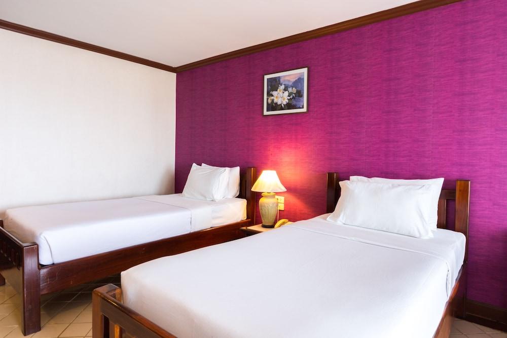 Royal Phala Cliff Beach Resort Ban Chang  Buitenkant foto