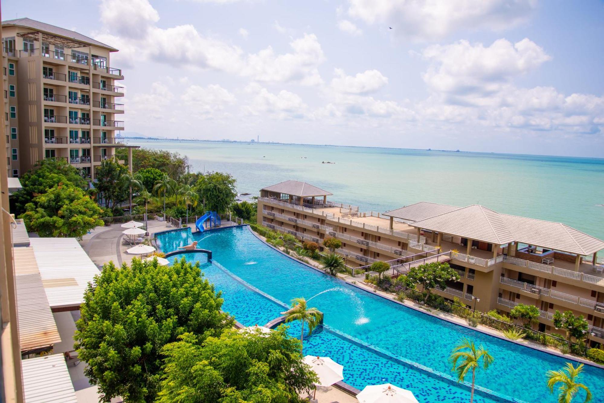 Royal Phala Cliff Beach Resort Ban Chang  Buitenkant foto