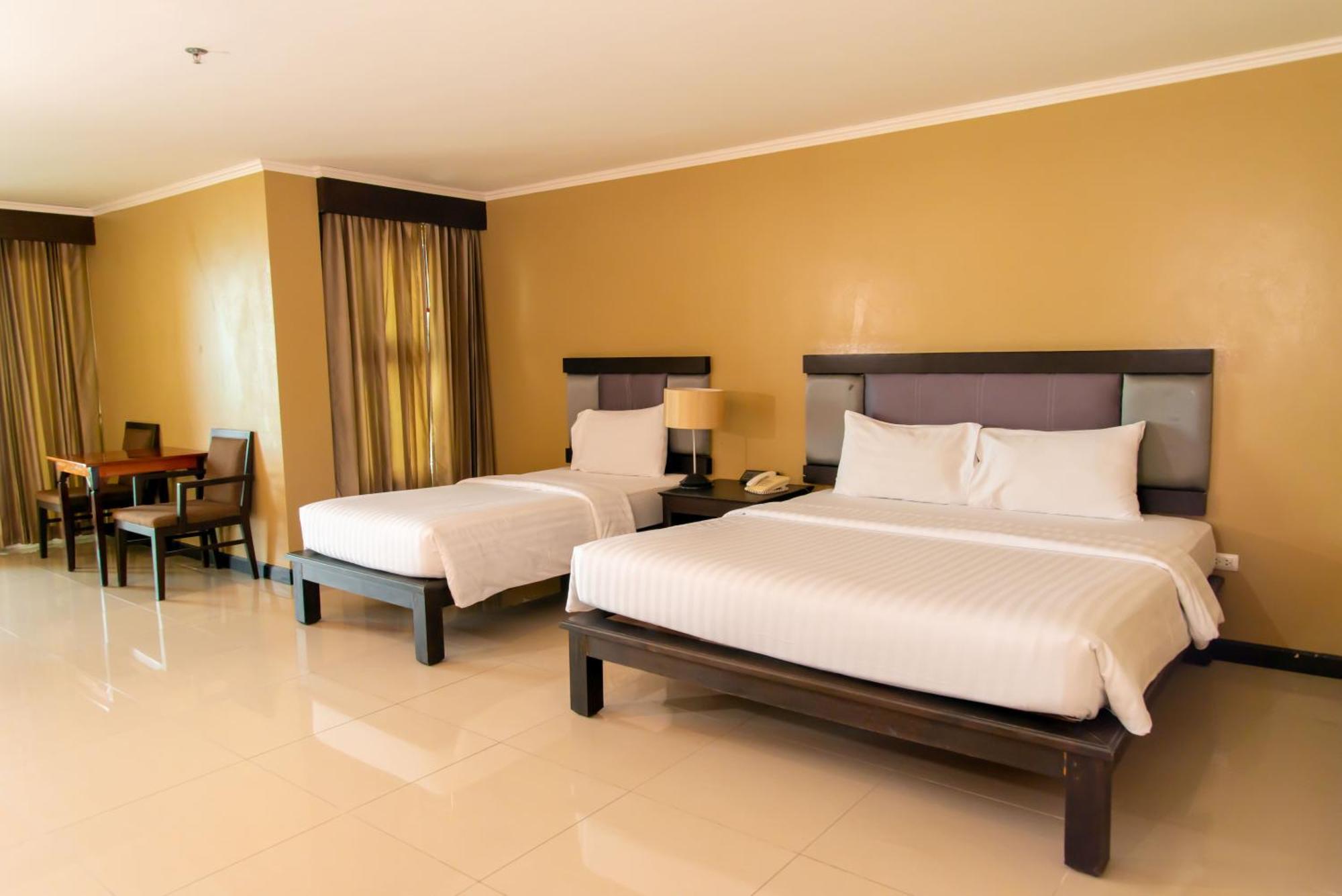 Royal Phala Cliff Beach Resort Ban Chang  Buitenkant foto