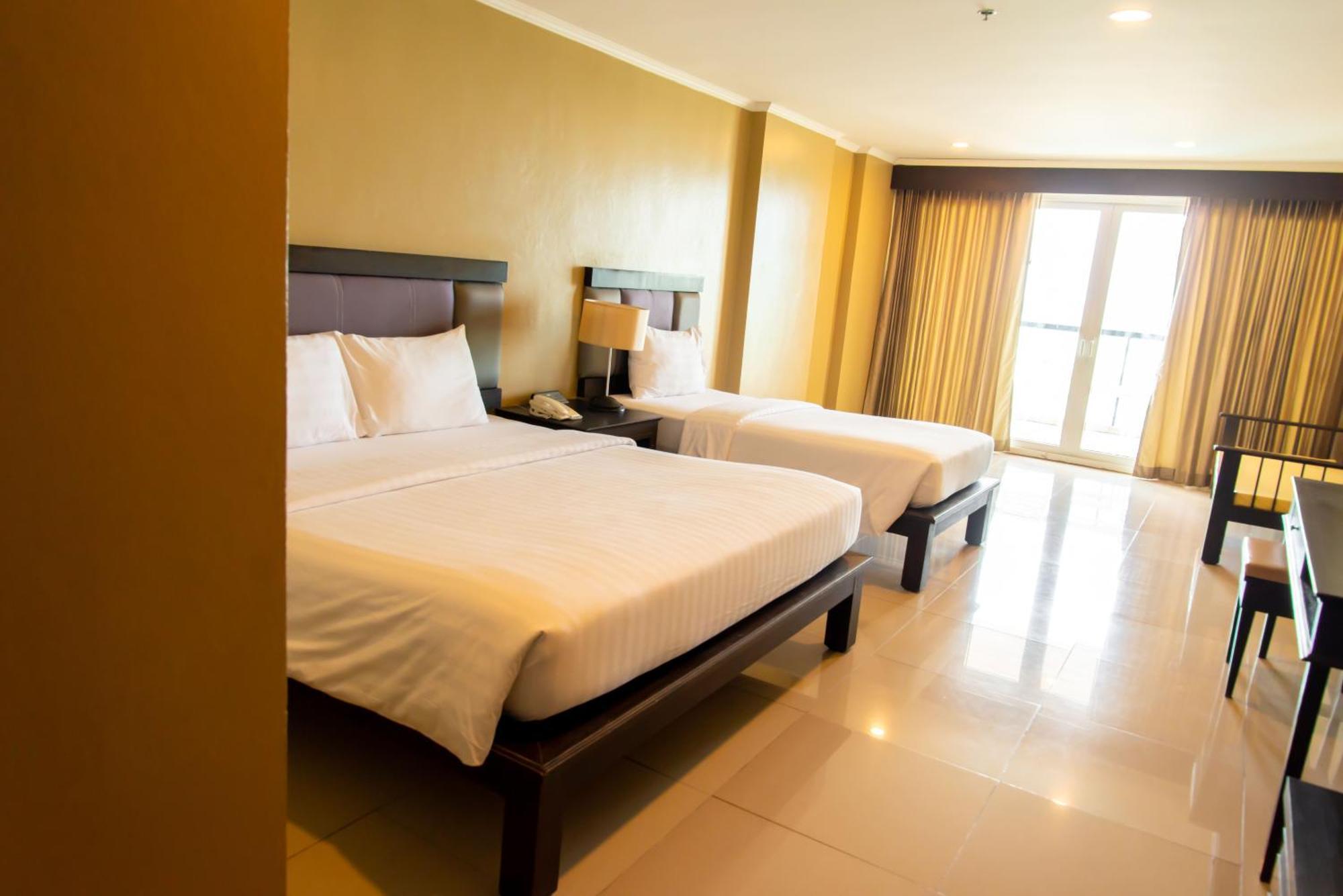 Royal Phala Cliff Beach Resort Ban Chang  Buitenkant foto